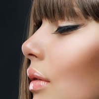 Neuscorrectie met fillers Neuscorrectie met fillers