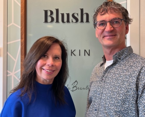 dokter Yulia en dokter Jean-Paul Blush